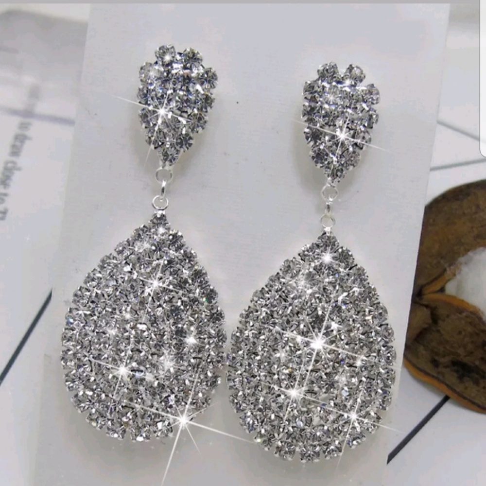 New arrival stud earrings for  wedding or party - Picture 4 of 4